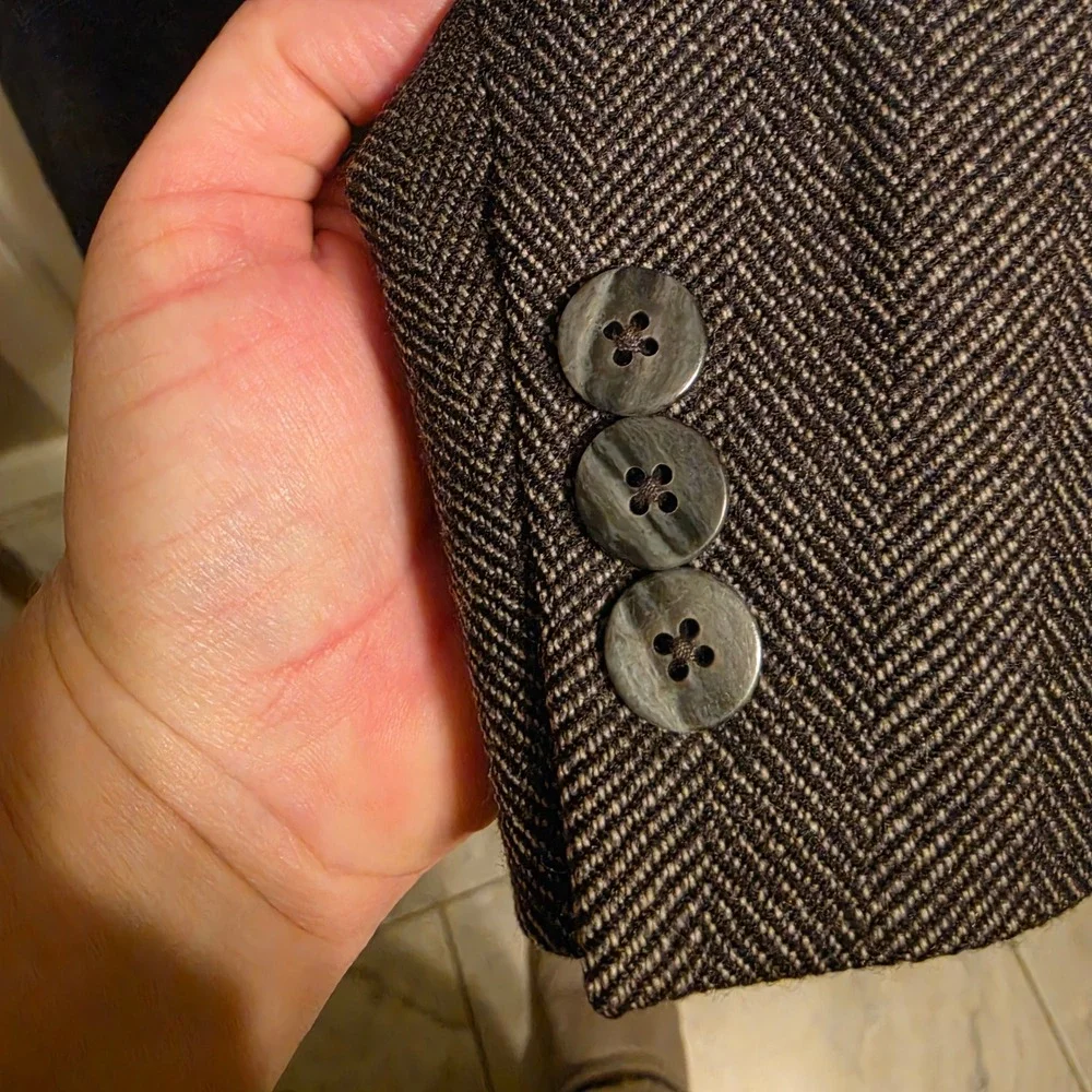 Rudolf Valentina Boutique Grey Herringbone Blazer Sport Coat 2 Button Jacket 44